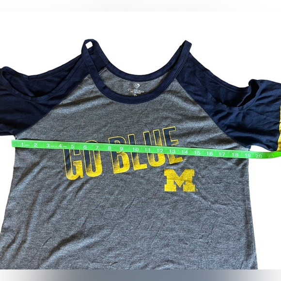 Michigan Wolverines Women's Shirt Size Medium Cold Shoulder Go Blue - Picture 6 of 8
